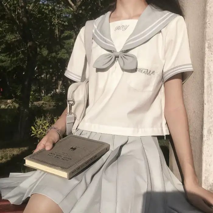 黄阿丽:单身女士